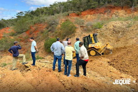 Prefeitura de Jequié intensifica operação de recuperação de estradas vicinais e contempla novas comunidades rurais do município